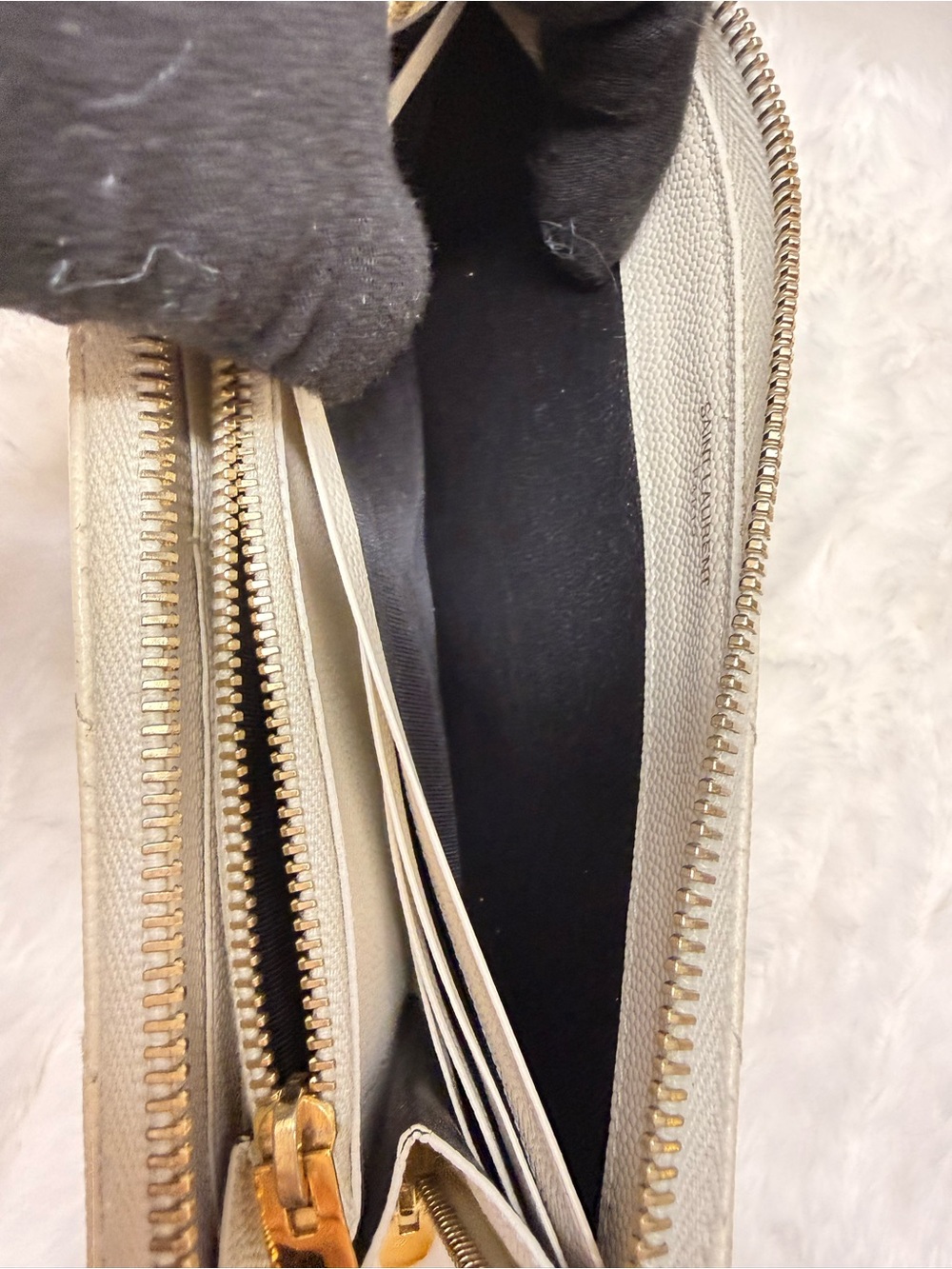 YVES SAINT LAURENT YSL White Chevron Zip Around Full Wallet - Picture 10 of 15